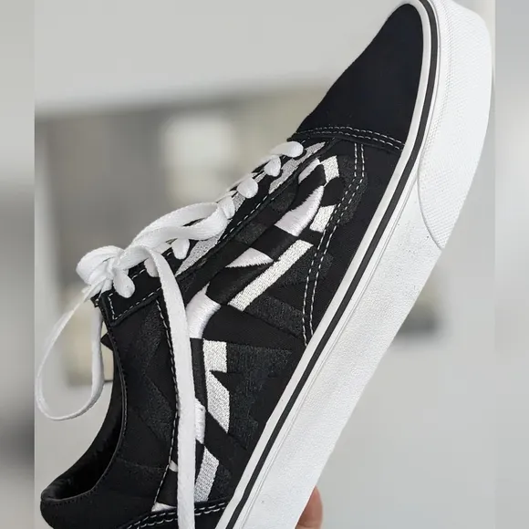 VANS OLD SKOOL STATEMENT BLACK SKATE SHOES MENS SIZE 7.5 WOMENS 9 NWT ❤