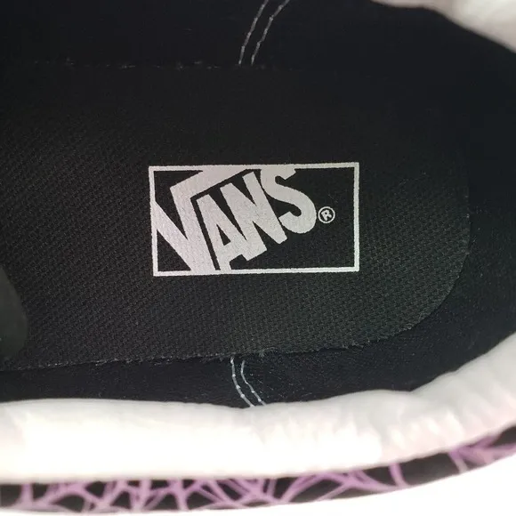 Vans Old Skool V Youth Girls Size 2.5Y Glow Web Purple Spiderweb Skate Shoes