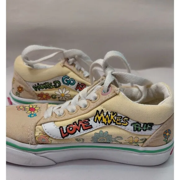 VANS Old Skool x Sesame Street Elmo Sneakers Kids Size 11 Classic Skate Shoes