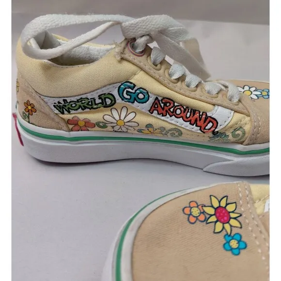 VANS Old Skool x Sesame Street Elmo Sneakers Kids Size 11 Classic Skate Shoes