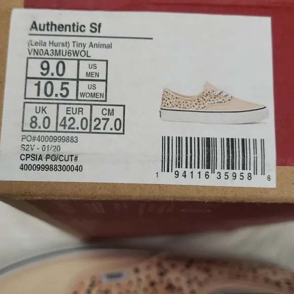 Vans Pink Authentic SF Leila Hurst