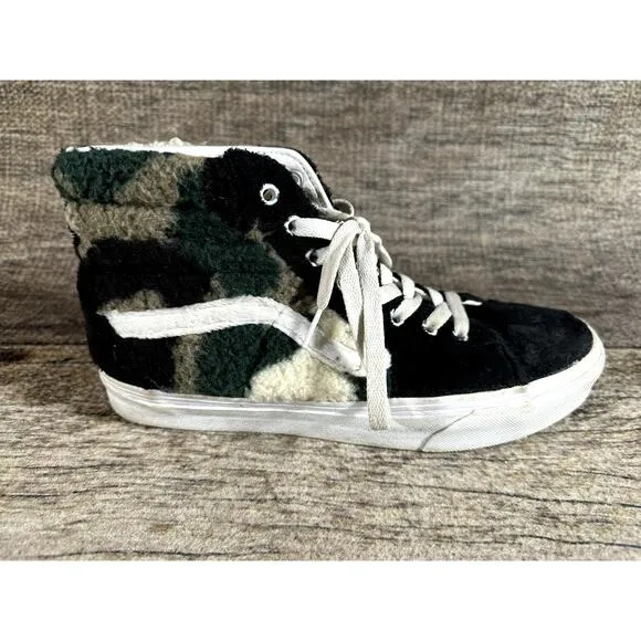 Vans Sk8-Hi Black Green Camo Sherpa Sneakers Men's 9 Women's 10.5 High Top Shoes