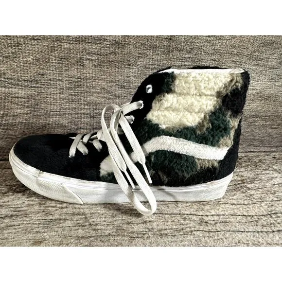 Vans Sk8-Hi Black Green Camo Sherpa Sneakers Men's 9 Women's 10.5 High Top Shoes
