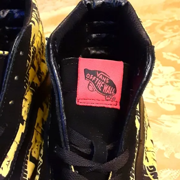 VANS Sk8-Hi House Of Terror, The Shining 9.5 Men 11.0 Women's EXELLENT CONDITION