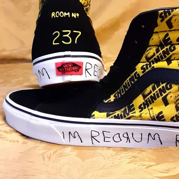 VANS Sk8-Hi House Of Terror, The Shining 9.5 Men 11.0 Women's EXELLENT CONDITION