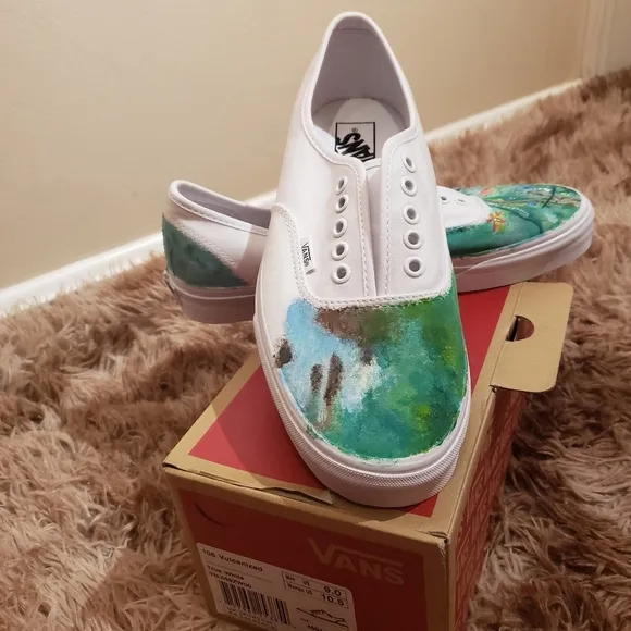 VANS True White and Green Authentic Canvas Skate Shoes