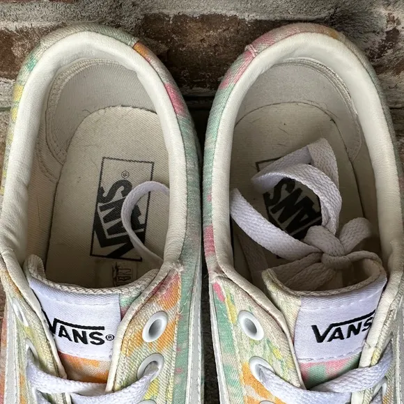 Vans Ward Psychedelic Tie Dye Pastel Multicolor Lace-up Skate Shoes, Size 7