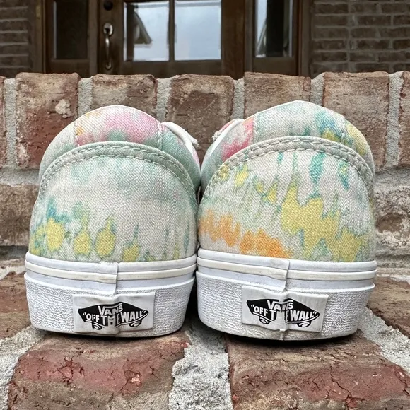 Vans Ward Psychedelic Tie Dye Pastel Multicolor Lace-up Skate Shoes, Size 7