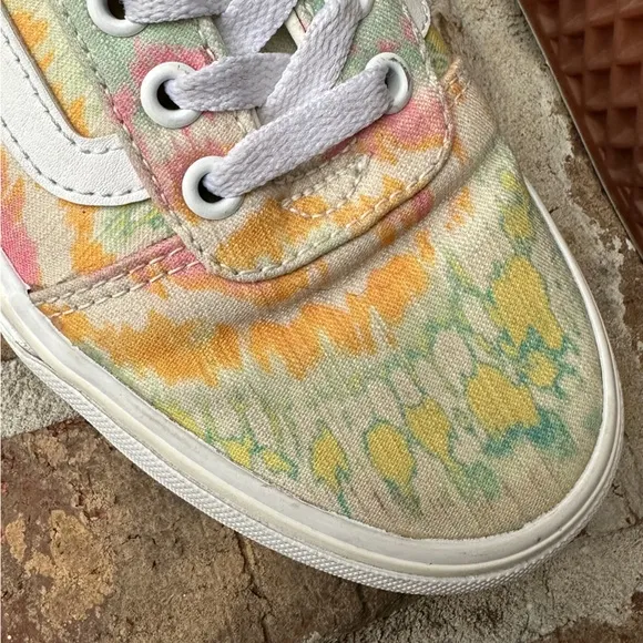 Vans Ward Psychedelic Tie Dye Pastel Multicolor Lace-up Skate Shoes, Size 7