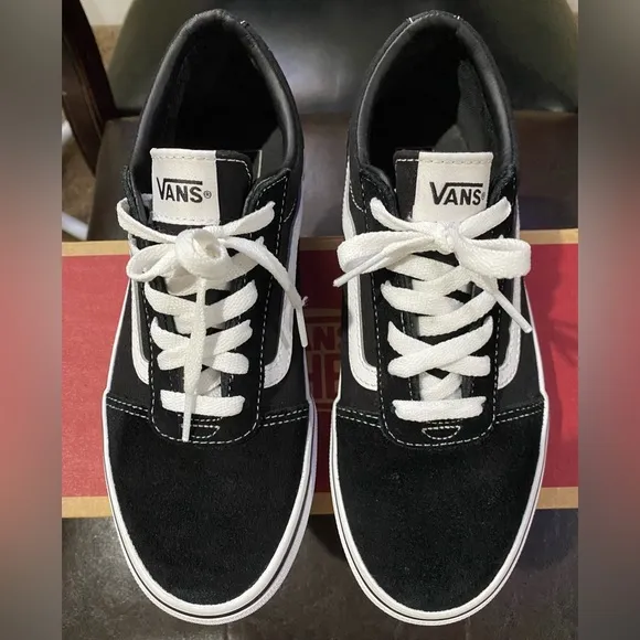 Vans Ward Unisex Skate Shoes Black/white Suede Size 5 M/ 6.5 W