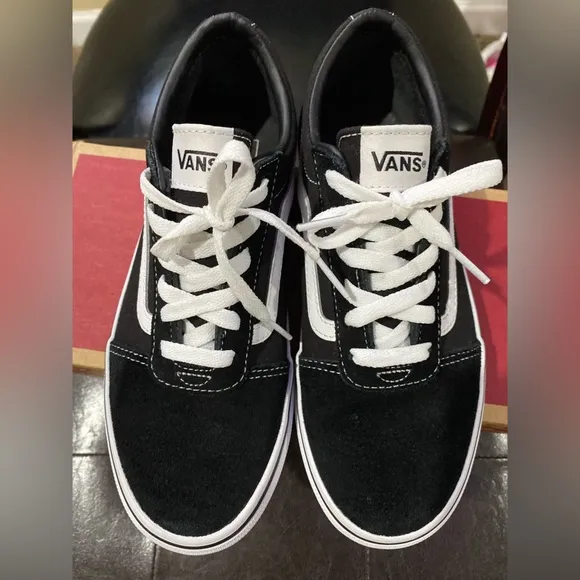 Vans Ward Unisex Skate Shoes Black/white Suede Size 5 M/ 6.5 W