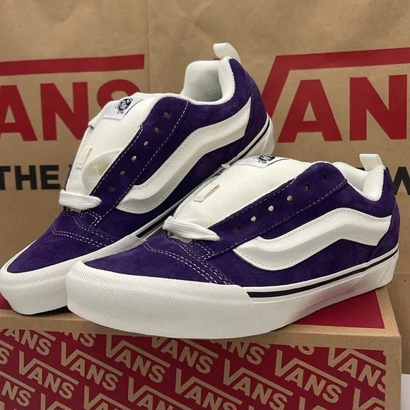 Vans WMNS Purple and White Knu SkoolPig Suede Dark PurpleVN000CS0DRV Sneakers