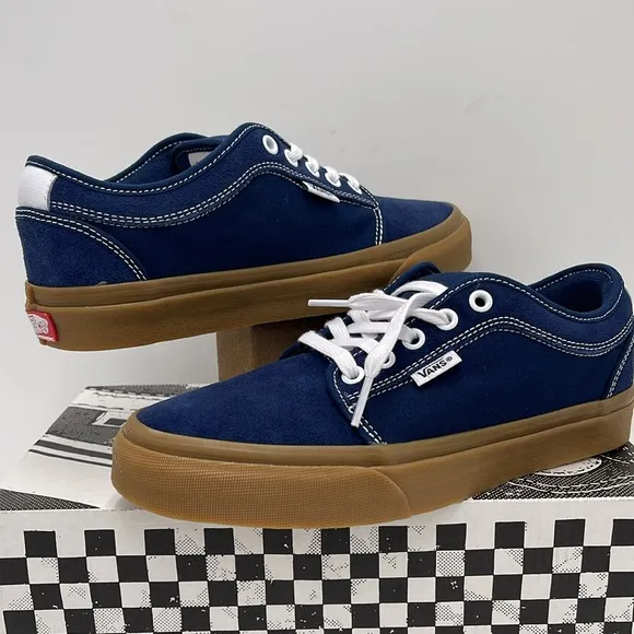 Vans WMNS Vans Blue Canvas Sneakers Skate Chukka LoDress Blues/GumVN0A4BX4FS1