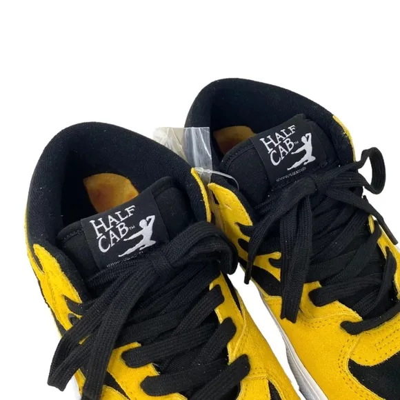 VANS x Bruce Lee Skate Half Cab Shoes Black Yellow Suede Mid Women  VN0A5FCDY23