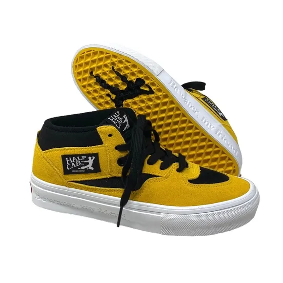VANS x Bruce Lee Skate Half Cab Shoes Black Yellow Suede Mid Women  VN0A5FCDY23