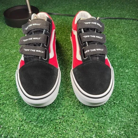 VANS OLD SCHOOL V ‘LOGO POP - Women’s Skate Shoes - SIZE 8