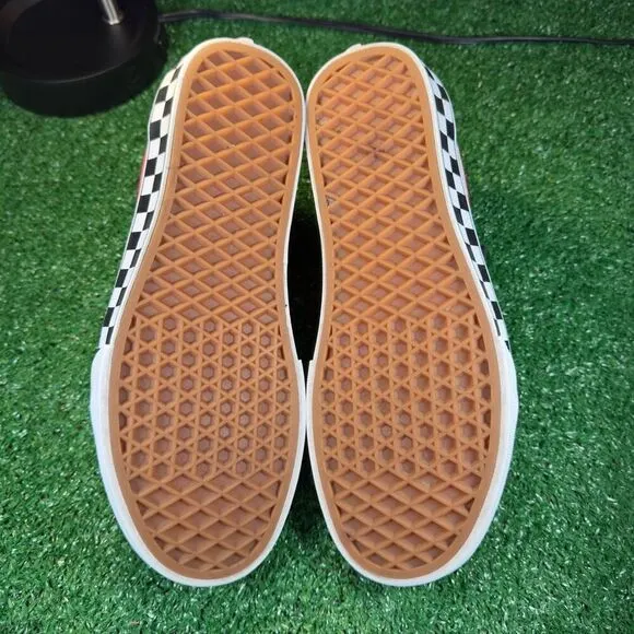 VANS OLD SCHOOL V ‘LOGO POP - Women’s Skate Shoes - SIZE 8