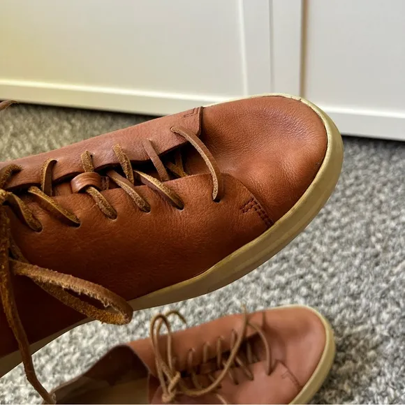 Vince Men’s Brown‎ Leather Copeland Sneakers Size 10.5