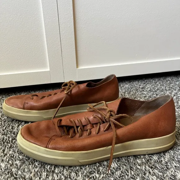 Vince Men’s Brown‎ Leather Copeland Sneakers Size 10.5