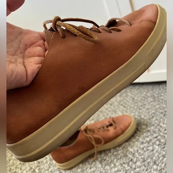 Vince Men’s Brown‎ Leather Copeland Sneakers Size 10.5