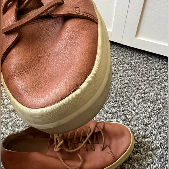 Vince Men’s Brown‎ Leather Copeland Sneakers Size 10.5