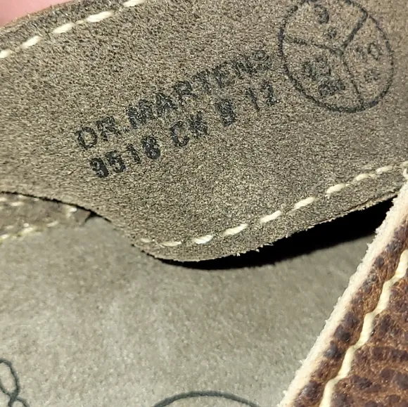 Vintage Docs Dr Martens Y2K 1990s Leather Made In England Slide Sandals Size 10