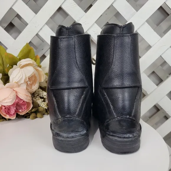 Vintage Garmisch Leather Cross Country Ski Boots Made in Germany Size 9