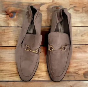 Vintage Havana Taupe Vegan Suede Slip On Shoes With Gold Hardware - Size 8.5