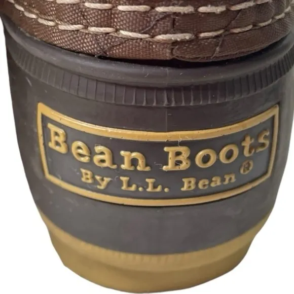 Vintage L.L. Bean Women’s Shearling Wool Lined Brown Winter Duck Boots