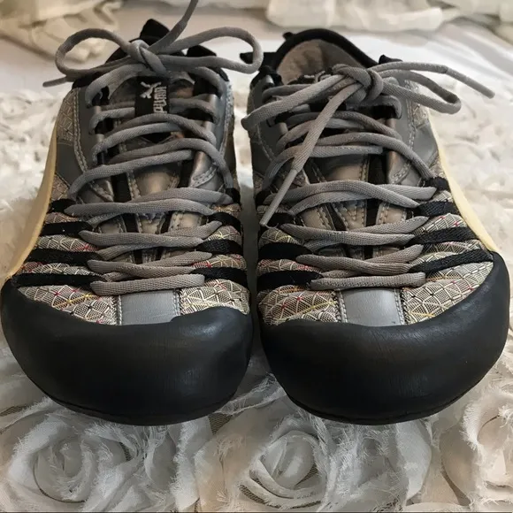 Vintage Puma Espera Climbing Shoes