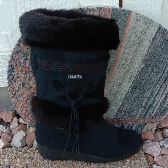 Vintage Tecnica Apres Ski Black Fur Winter Boots Womens  Sz 7