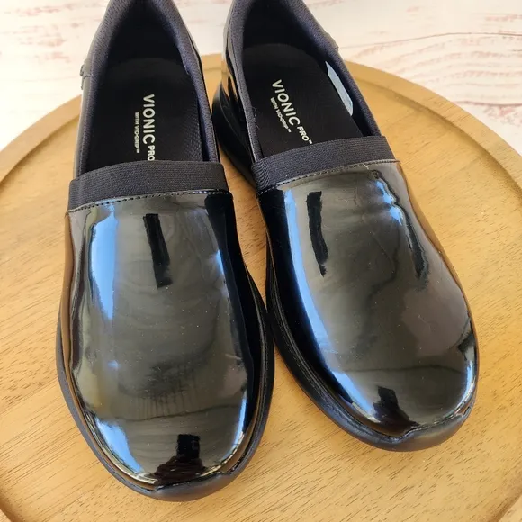 Vionic Fiona Pro Slip On Slip Resistant Shoes Size 10