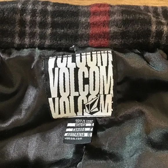 Vtg Volcom Jacket Size Small Y2K Coat Wool Pea Tartan Plaid Red Black