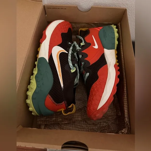 Women Nike Wildhorse 7 Trail Running Shoes size 9