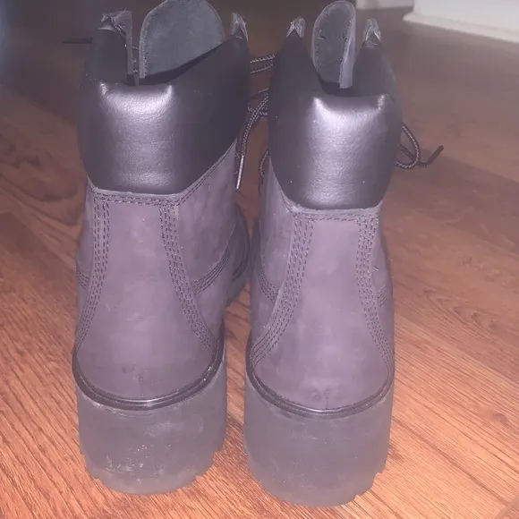 Women's Kinsley 6-Inch Waterproof Boots: Worn Twice-Excellent Cond. MSRP $140