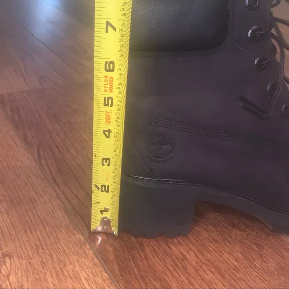 Women's Kinsley 6-Inch Waterproof Boots: Worn Twice-Excellent Cond. MSRP $140