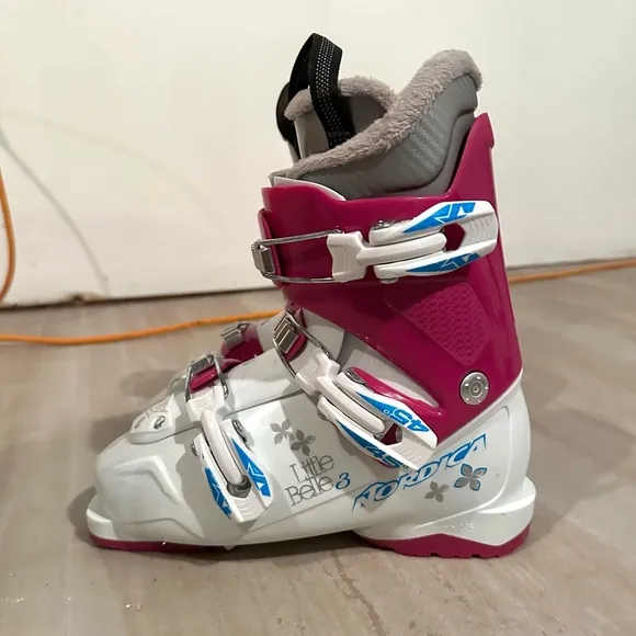 Women’s Nordica Ski Boots