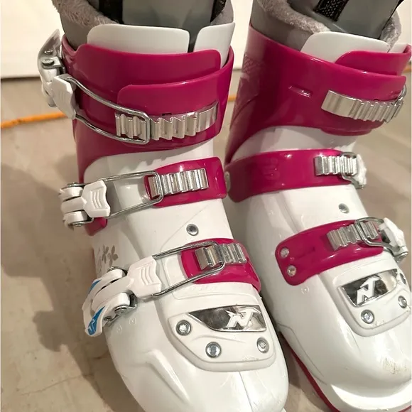 Women’s Nordica Ski Boots