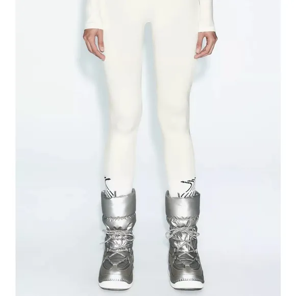 Zara NWT water repellent ski collection boots